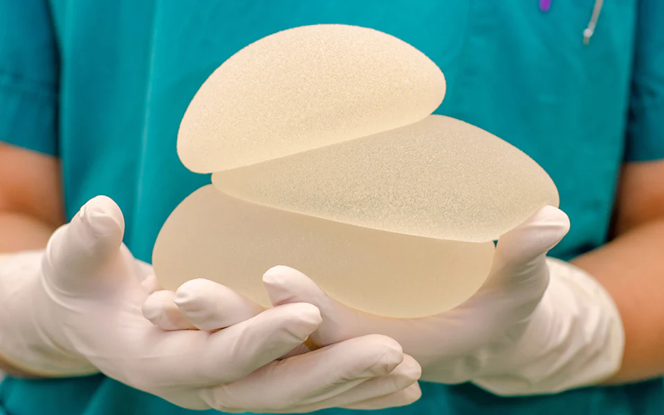 We'll take you through the breast augmentation surgery recovery process, providing you with the knowledge and tools to heal properly.